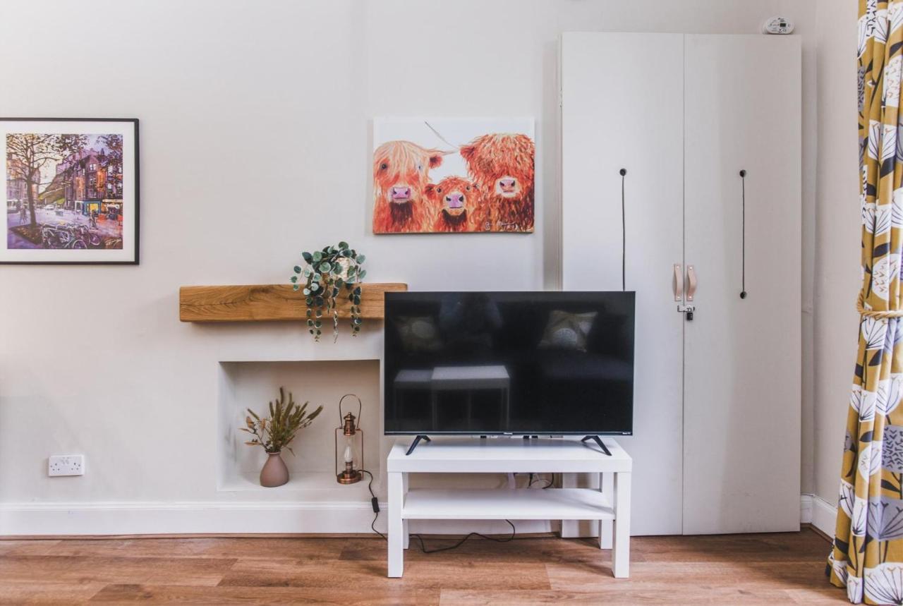 New Sleek 1Bd Edinburgh City Centre Stay מראה חיצוני תמונה
