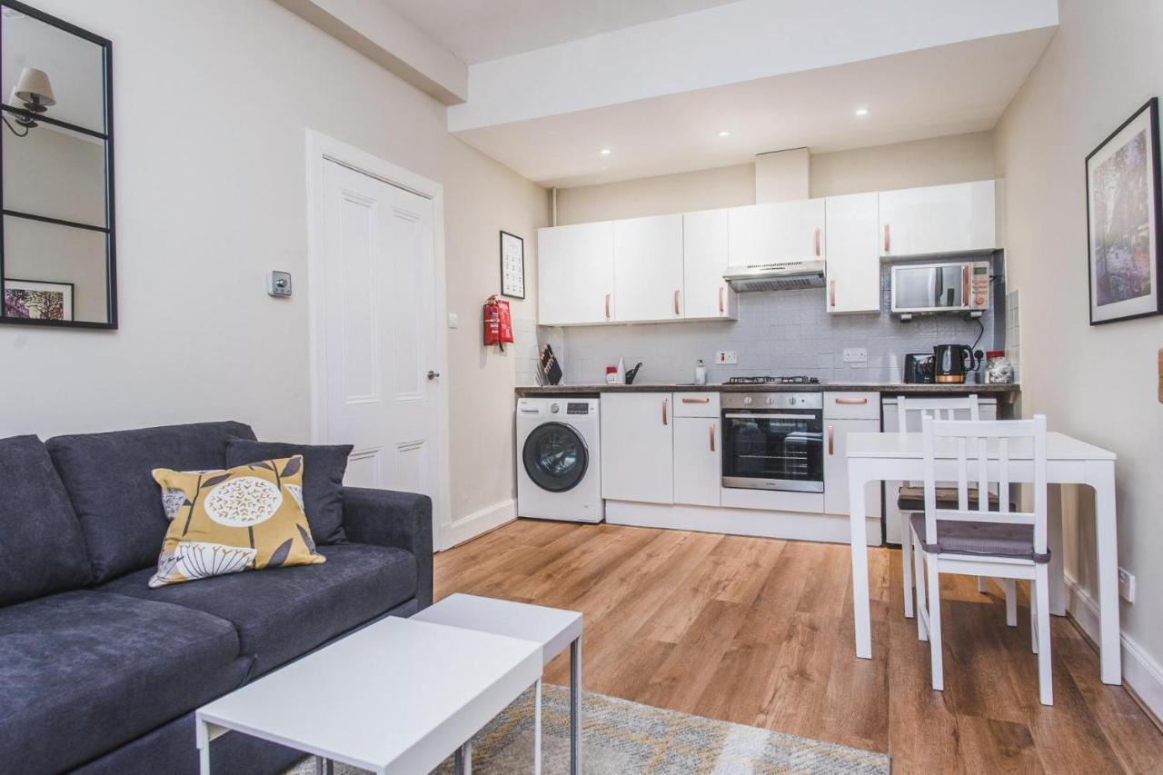 New Sleek 1Bd Edinburgh City Centre Stay מראה חיצוני תמונה